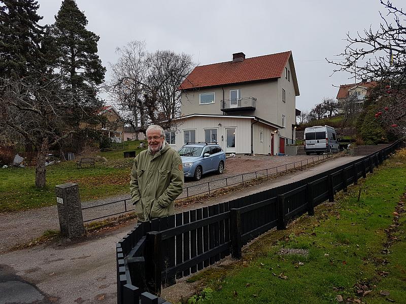 Torbj�rn Edsgatan 11 i bakgrunden